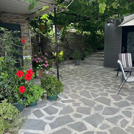 Apartment Lui Tbilisi ภายนอก รูปภาพ